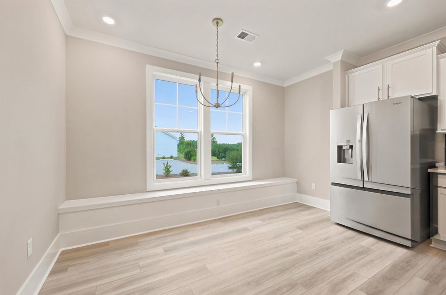 Spacious, unfurnished interior of a new home in Edgefield, Loris (Image 18).