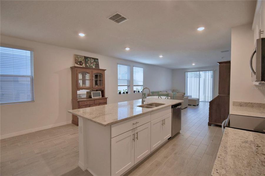 Furnished interior view inside a new home in Hammock Reserve - Signature Series, Haines City (Image 5). Furnished interior view inside a new home in Hammock Reserve - Signature Series, Haines City (Image 5).