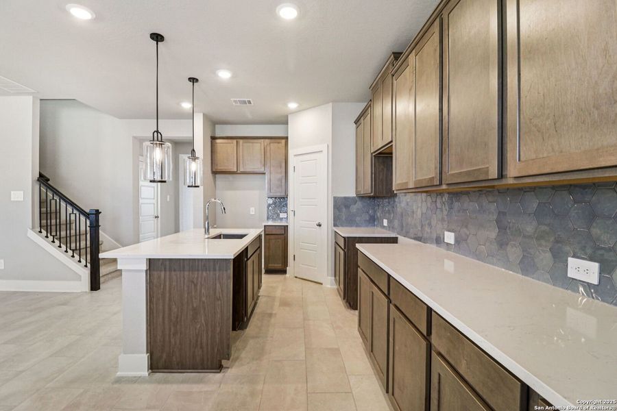 Furnished interior view inside a new home in Thomas Pond, San Antonio (Image 10). Furnished interior view inside a new home in Thomas Pond, San Antonio (Image 10).