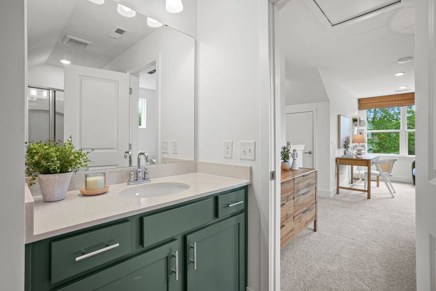 Representative furnished interior of a home built from the Evans by Pulte Homes in West End Heights, Charlotte (Image 66).