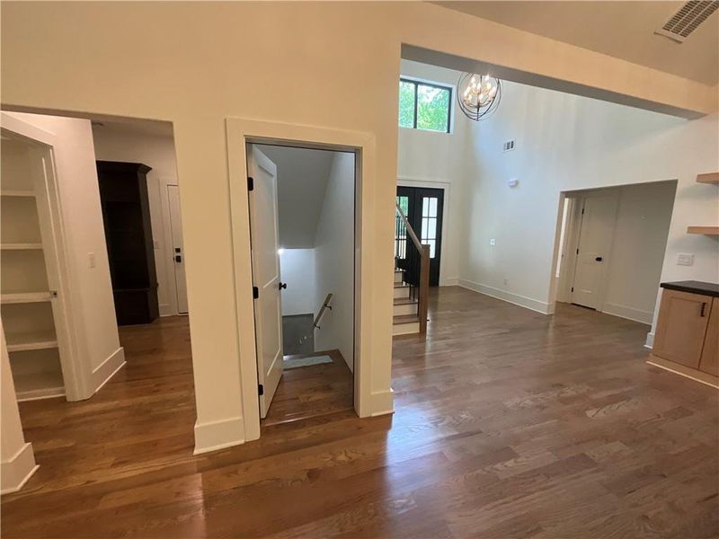 Spacious, unfurnished interior of a new home in , Lawrenceville (Image 51).