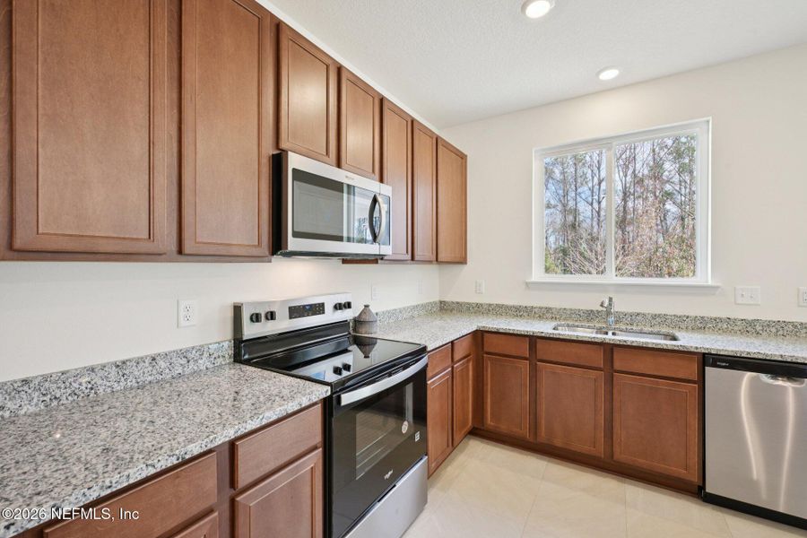 Furnished interior view inside a new home in Panther Creek, Jacksonville (Image 13).
