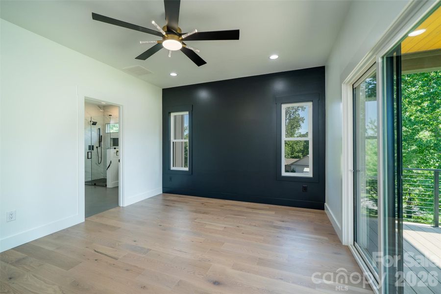 Spacious, unfurnished interior of a new home in , Hendersonville (Image 15). Spacious, unfurnished interior of a new home in , Hendersonville (Image 15).