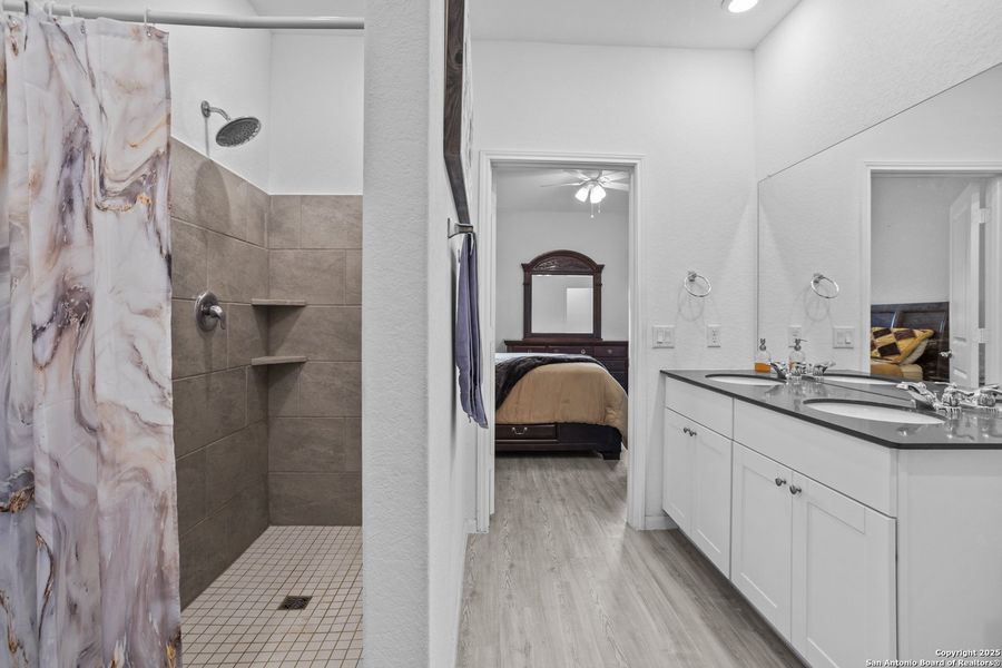 Furnished interior view inside a new home in , San Antonio (Image 9).