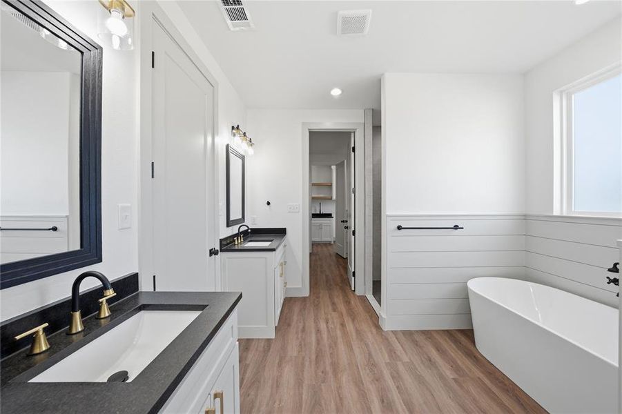 Furnished interior view inside a new home in , Mabank (Image 5). Furnished interior view inside a new home in , Mabank (Image 5).