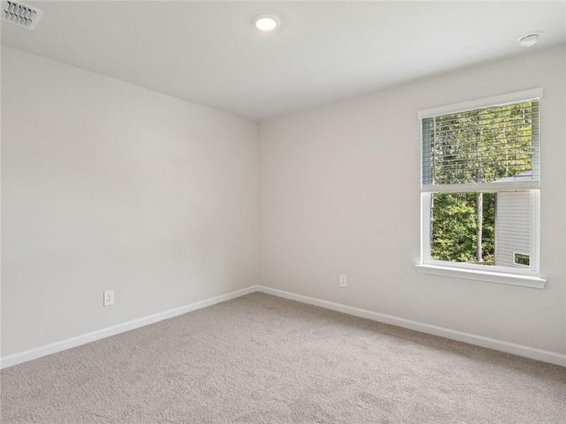 Spacious, unfurnished interior of a new home in Preserve at Mountain Creek, Pendergrass (Image 18).