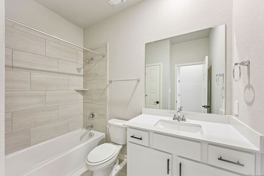 Furnished interior view inside a new home in Arcadia Ridge - Premier Series, San Antonio (Image 11).