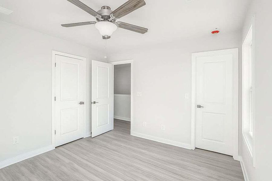 Spacious, unfurnished interior of a new home in , Fairburn (Image 6).