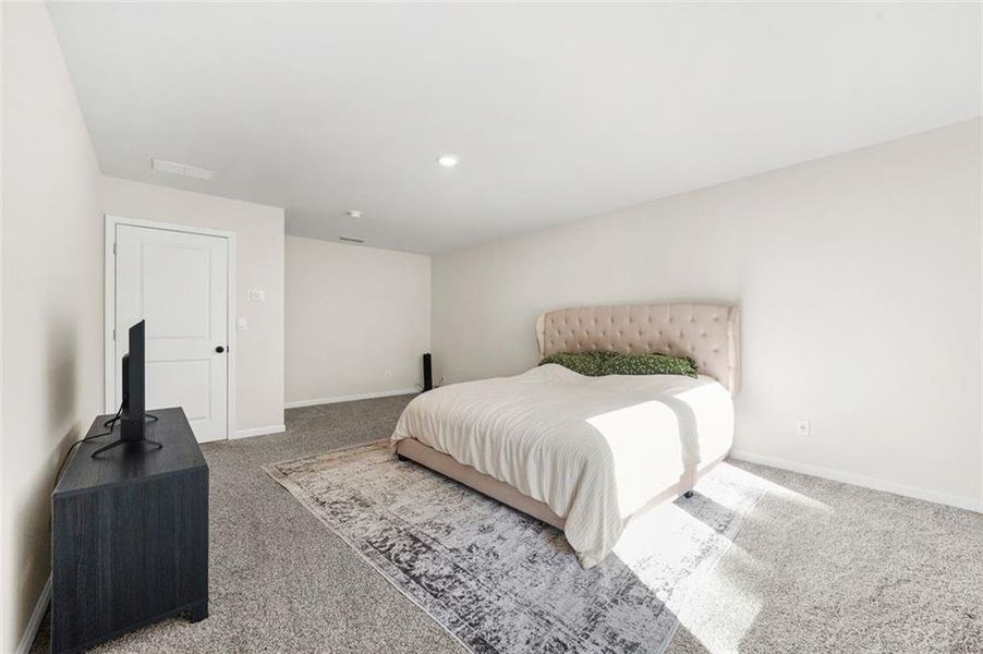 Furnished interior view inside a new home in , Loganville (Image 18).