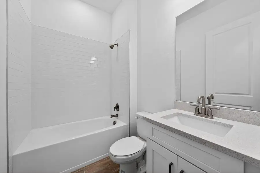 hj-fl-sarasota-esplanade-at-tradition-la