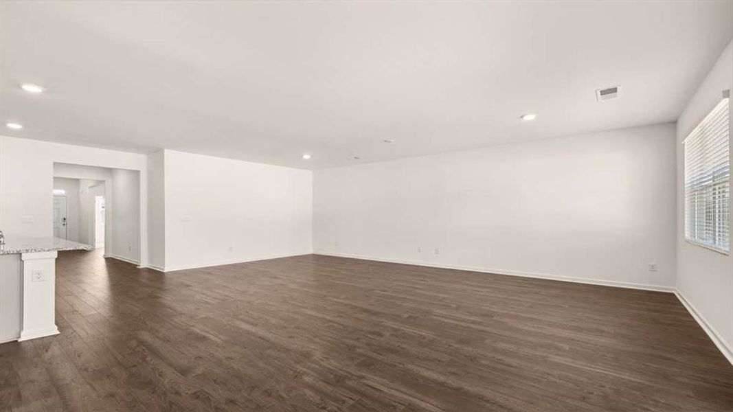 Spacious, unfurnished interior of a new home in Champion's Run, Lithonia (Image 16).