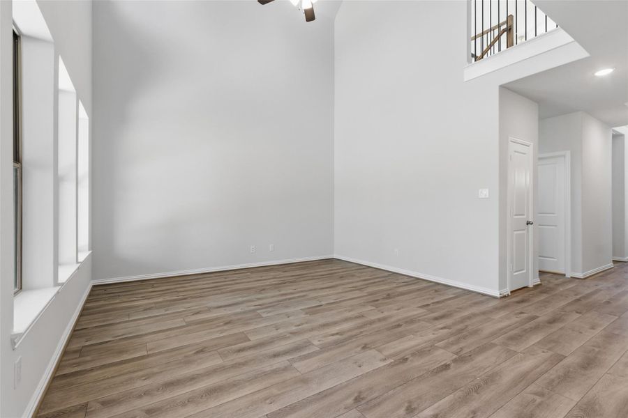 Spacious, unfurnished interior of a new home in The Woodlands Hills, Willis (Image 19).