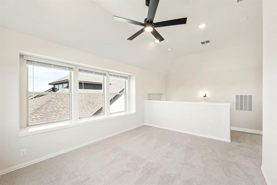 Spacious, unfurnished interior of a new home in Devonshire Classic 50-55, Forney (Image 18). Spacious, unfurnished interior of a new home in Devonshire Classic 50-55, Forney (Image 18).