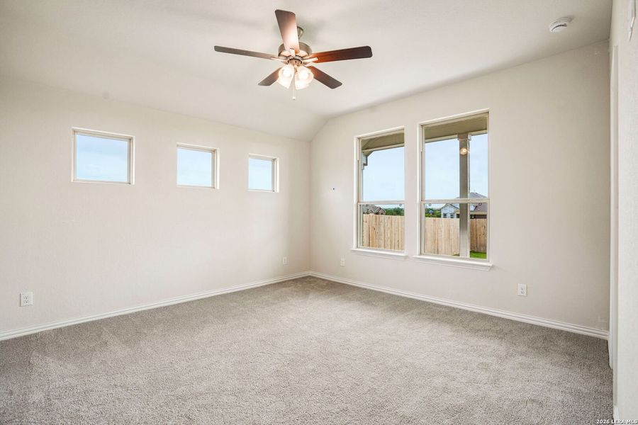 Spacious, unfurnished interior of a new home in Prairie Green, Converse (Image 21).
