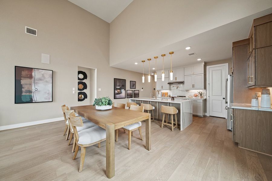 Furnished interior view inside a new home in Grange 45', Katy (Image 14).