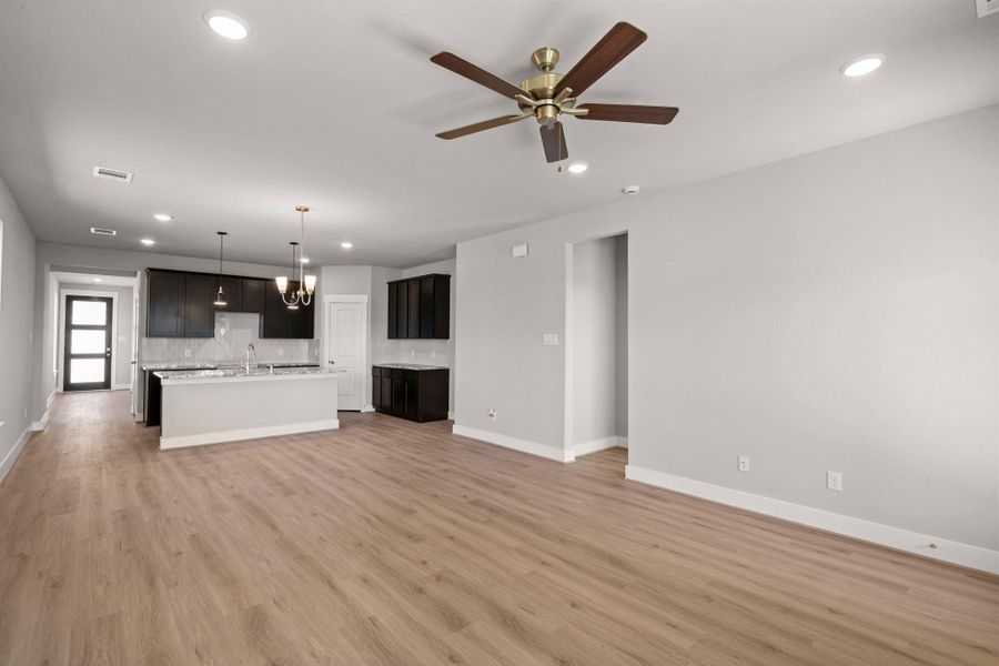 Picture cozy gatherings in a living area that encourages laughter, while the sleek kitchen—equipped with state-of-the-art appliances—beckons culinary adventures and family dinners. Picture cozy gatherings in a living area that encourages laughter, while the sleek kitchen—equipped with state-of-the-art appliances—beckons culinary adventures and family dinners.