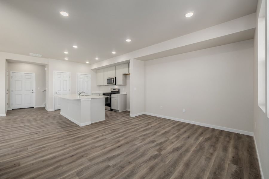 Spacious, unfurnished interior of a new home in Arras Park, Thornton (Image 17).