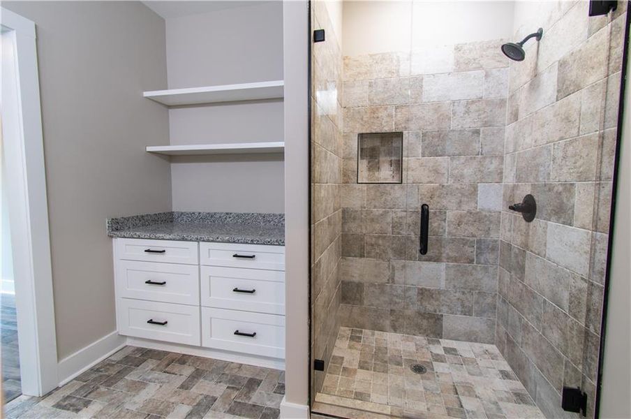 Furnished interior view inside a new home in , Cartersville (Image 11).