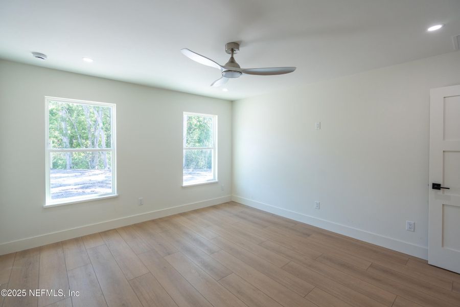 Spacious, unfurnished interior of a new home in , St. Augustine (Image 21).