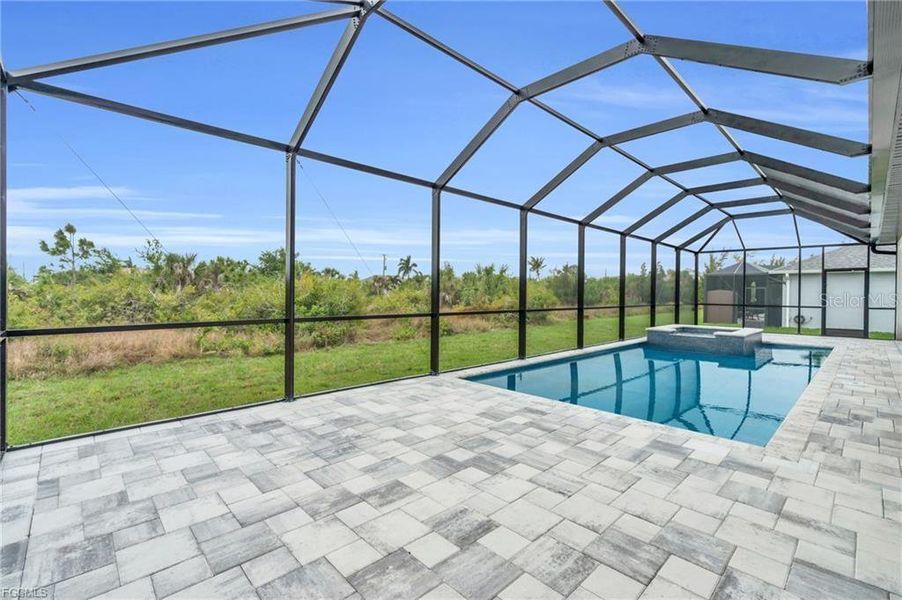 Exterior details and patio area of a home in , Port Charlotte (Image 19).