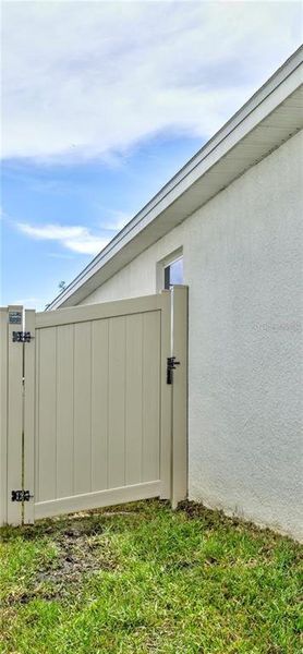 Exterior details and patio area of a home in , Zephyrhills (Image 24).