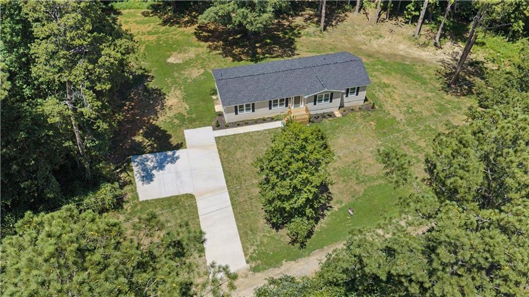 Image 38 of a home in .
