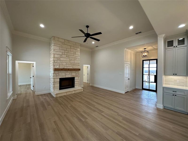 Spacious, unfurnished interior of a new home in , Abilene (Image 20).