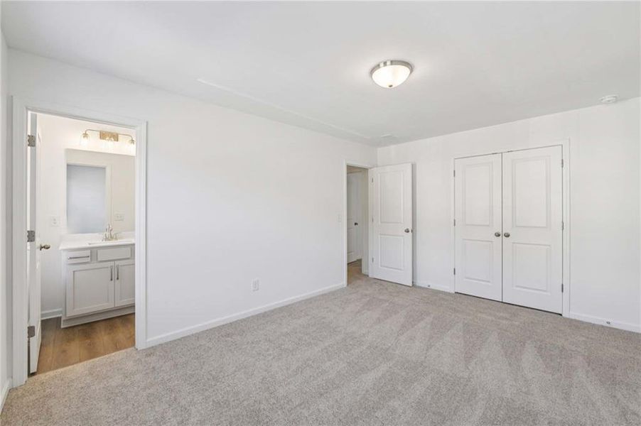 Spacious, unfurnished interior of a new home in Arbors at Richland Creek, Buford (Image 29). Spacious, unfurnished interior of a new home in Arbors at Richland Creek, Buford (Image 29).