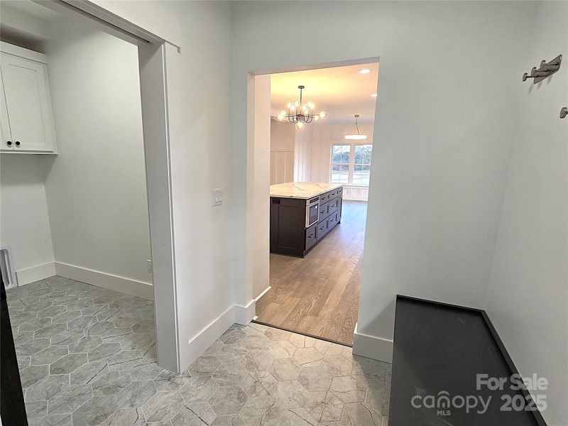 Spacious, unfurnished interior of a new home in , Hickory (Image 26).