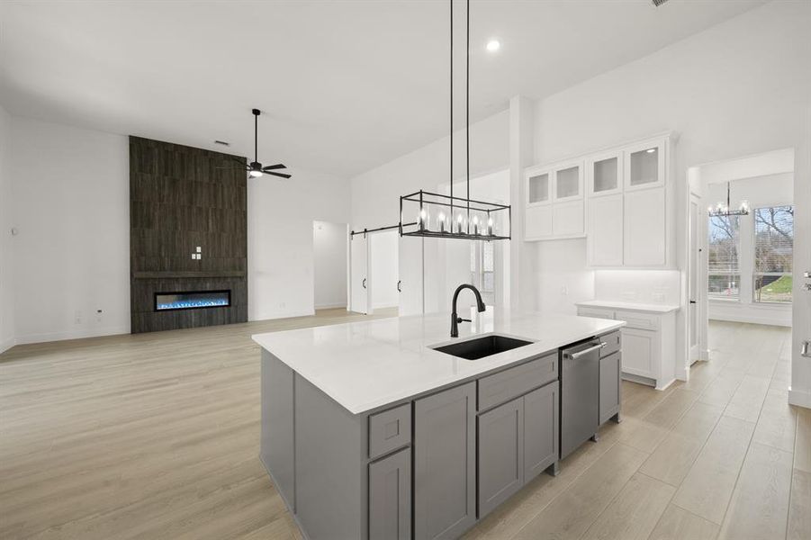 200 Broadmoor- Kitchen-4