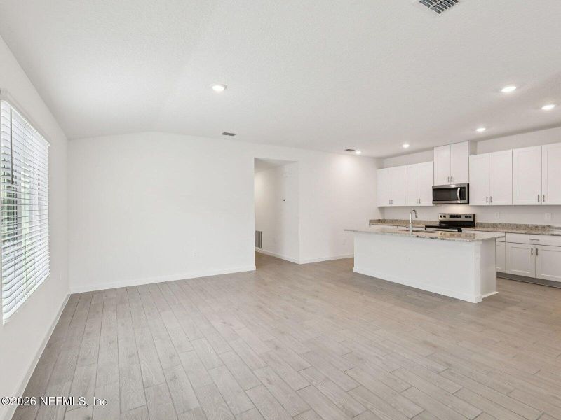 Spacious, unfurnished interior of a new home in Cypress Meadows - Signature Series, Jacksonville (Image 8). Spacious, unfurnished interior of a new home in Cypress Meadows - Signature Series, Jacksonville (Image 8).