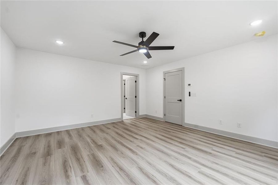 Spacious, unfurnished interior of a new home in , Gainesville (Image 25). Spacious, unfurnished interior of a new home in , Gainesville (Image 25).