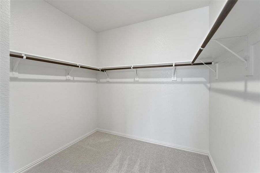 Spacious, unfurnished interior of a new home in Covenant Park, Springtown (Image 18).