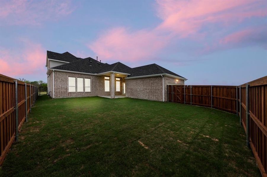 30. 9304 Blooming Ivy - Back 30. 9304 Blooming Ivy - Back