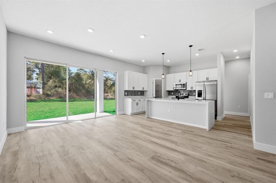 Spacious, unfurnished interior of a new home in , Ocala (Image 34).