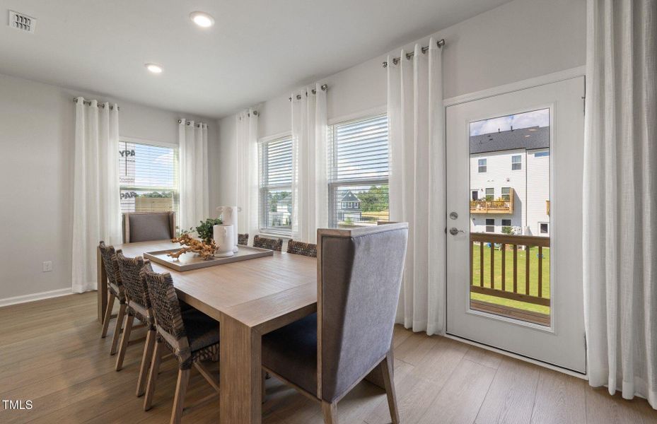 Huxley Nolen Model (8)