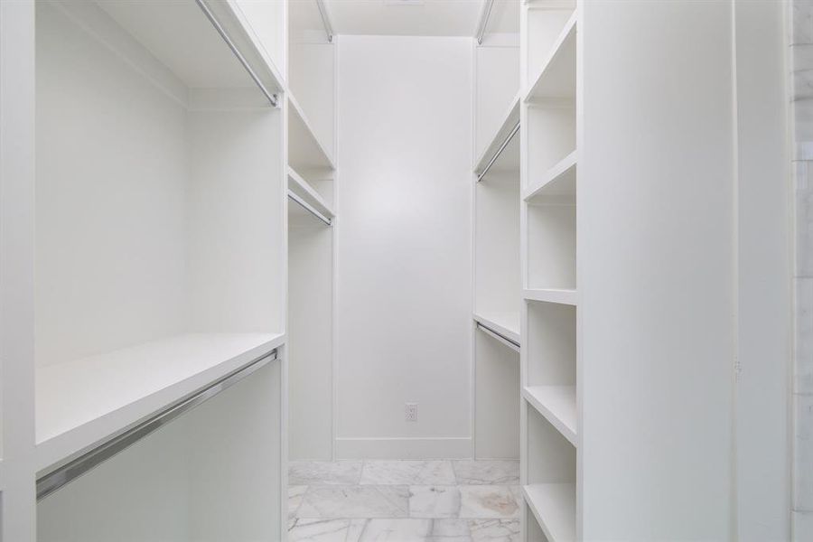 Image 35 of a home in .