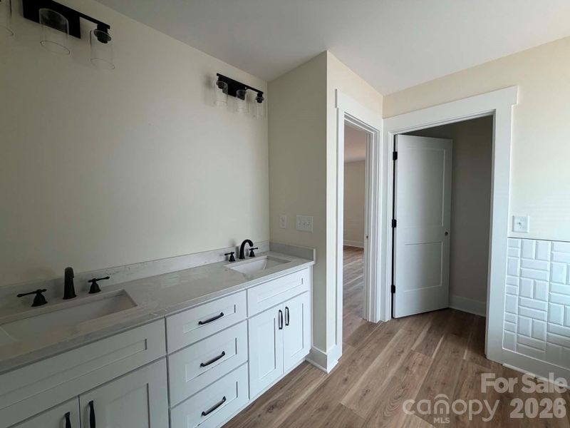 Image 19 of a home in .