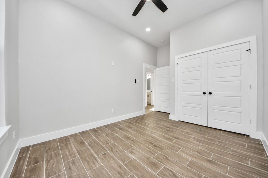 Spacious, unfurnished interior of a new home in , Plantersville (Image 19).