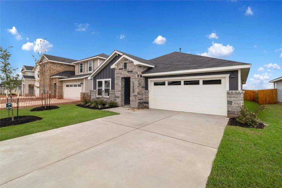 Image 25 of a home in Monarch Ranch.