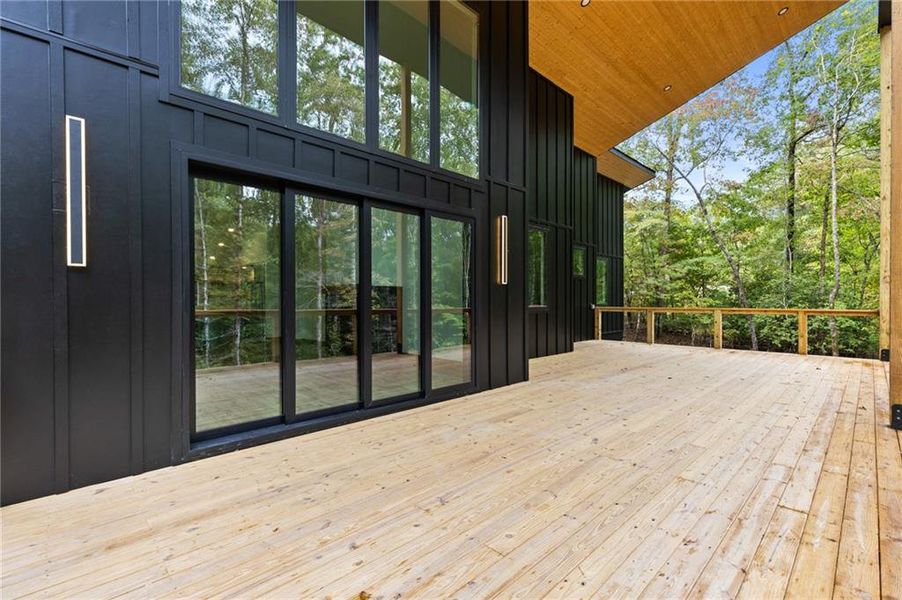 Exterior details and patio area of a home in , Mineral Bluff (Image 14).