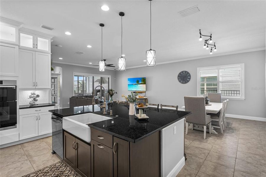 Furnished interior view inside a new home in , Orlando (Image 53).