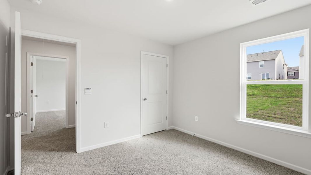 Spacious, unfurnished interior of a new home in Baxter Village, Boiling Springs (Image 26).