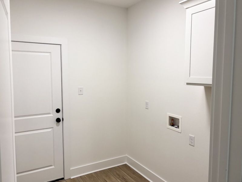 Spacious, unfurnished interior of a new home in Houston Place, Crestview (Image 15).
