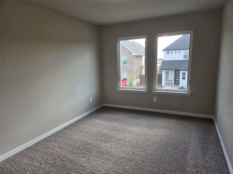 Spacious, unfurnished interior of a new home in , Rowlett (Image 15).
