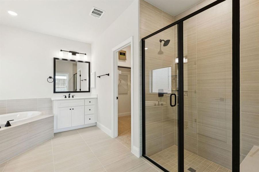 Furnished interior view inside a new home in Silo Mills, Joshua (Image 8).