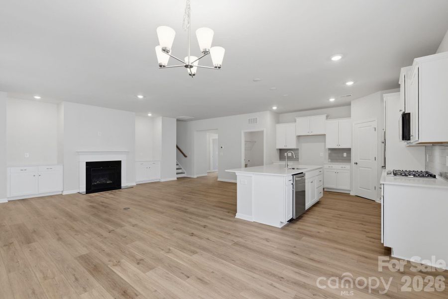 Spacious, unfurnished interior of a new home in Roselyn, Lancaster (Image 20).
