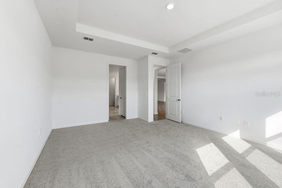 Spacious, unfurnished interior of a new home in Firethorn, Parrish (Image 19).