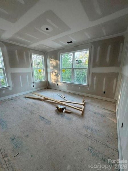 Upper guest room 5/16