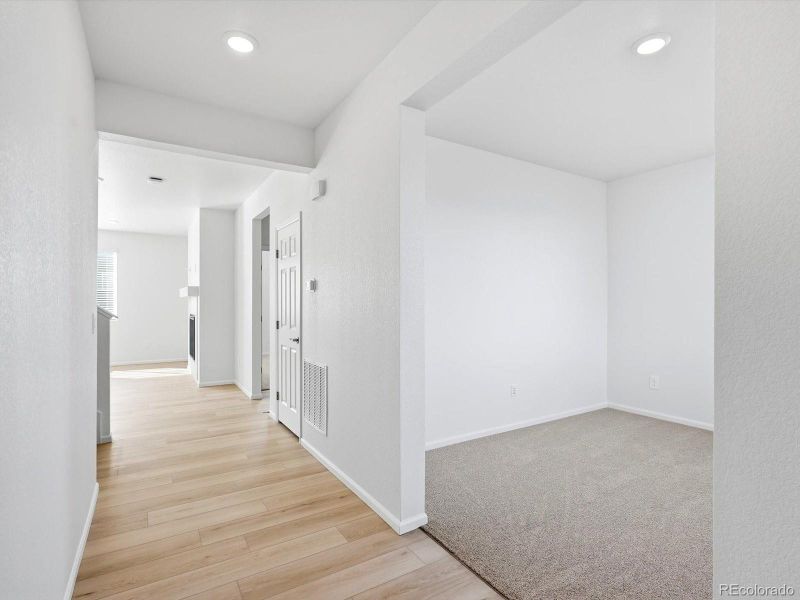 Spacious, unfurnished interior of a new home in , Windsor (Image 17).